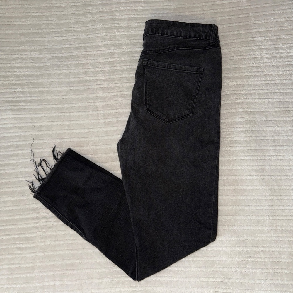 Black Frayed Hem Skinny Jeans